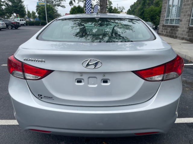 2013 Hyundai Elantra GLS - Photo 7