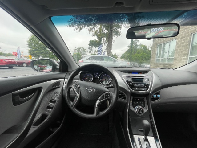 2013 Hyundai Elantra GLS - Photo 10