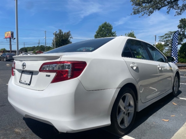 2013 Toyota Camry L - Photo 6